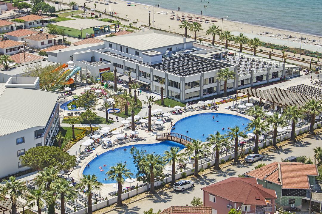 Palm Wings Beach Resort & Spa Kuşadası