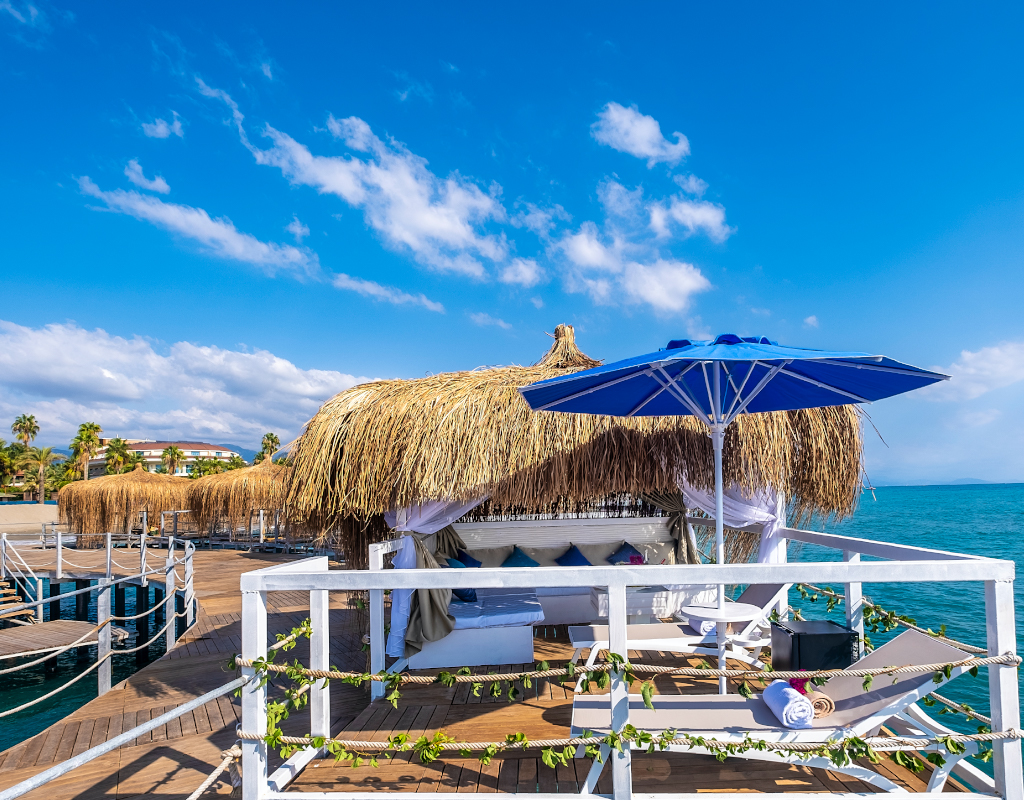 Blue Marlin Deluxe Spa & Resort 