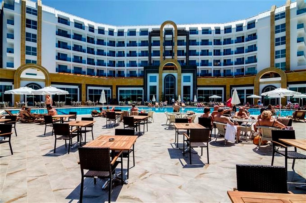 The Lumos Deluxe Resort Hotel  
